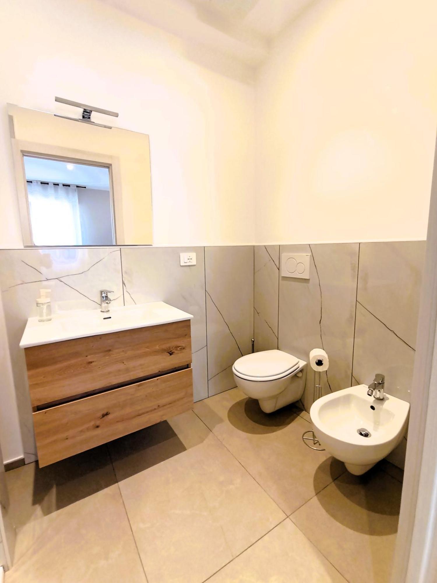 Mile Rooms Bari Exterior foto
